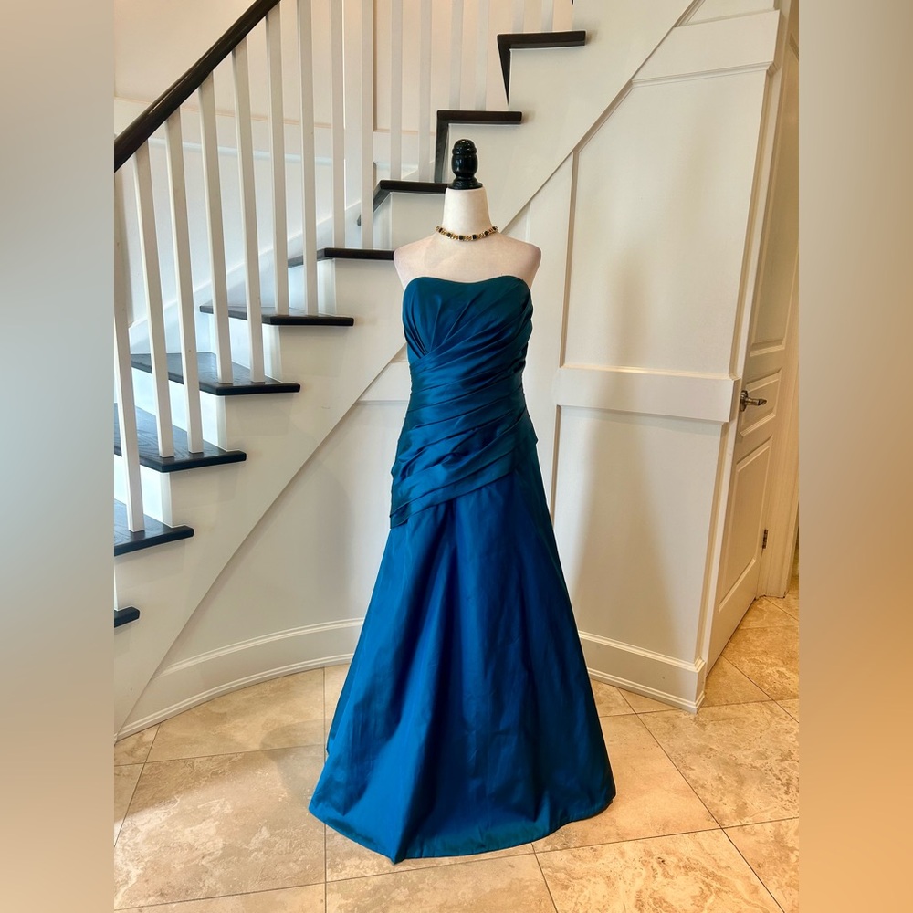 Mori Lee Strapless Formal Dress Size 13/14